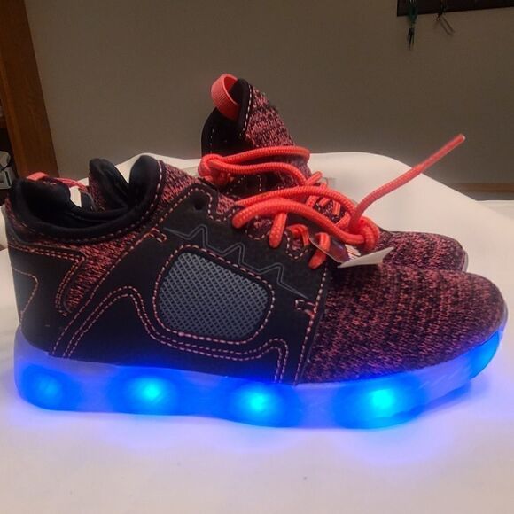  Flash Lights Sneakers, rechargeable led lights - Picture 3 of 11